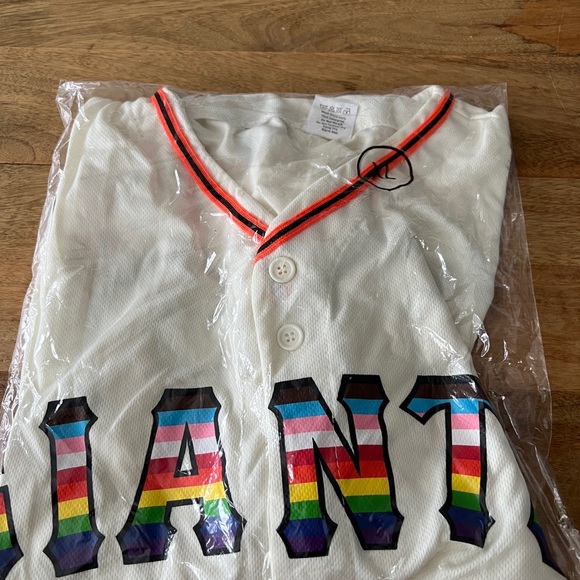 Limited Edition SF GIANTS PRIDE JERSEY T SHIRT - Picture 2 of 4